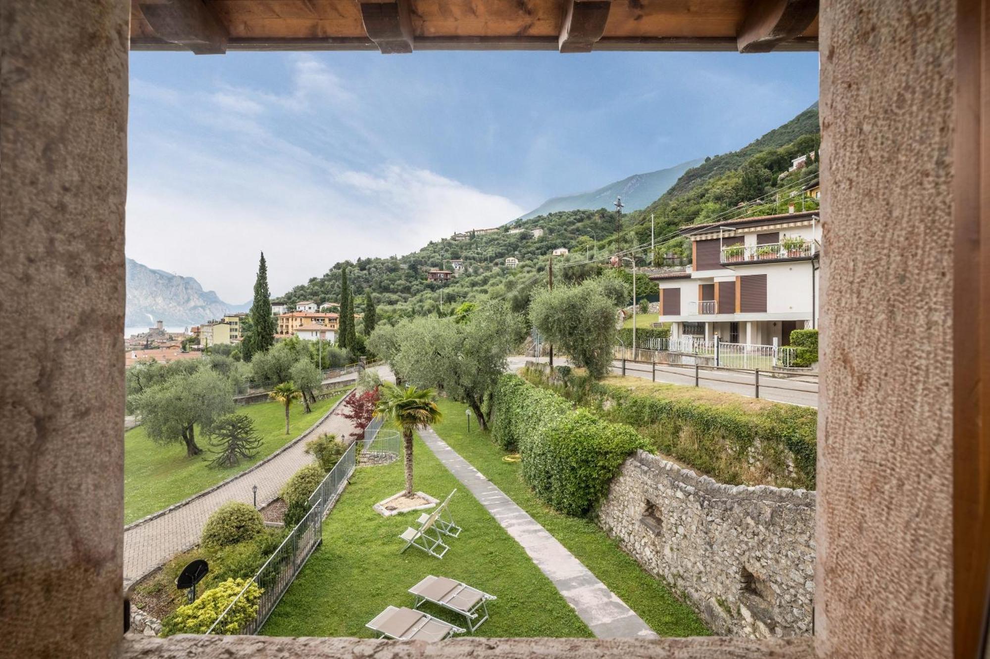 Casa Carlotta Apartment Malcesine Ngoại thất bức ảnh